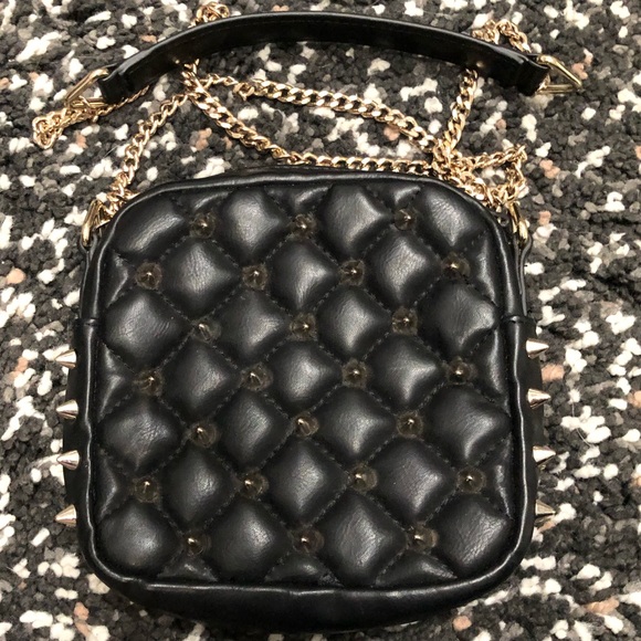 Zara Bags Zara Small Bag With Gold Chain Poshmark